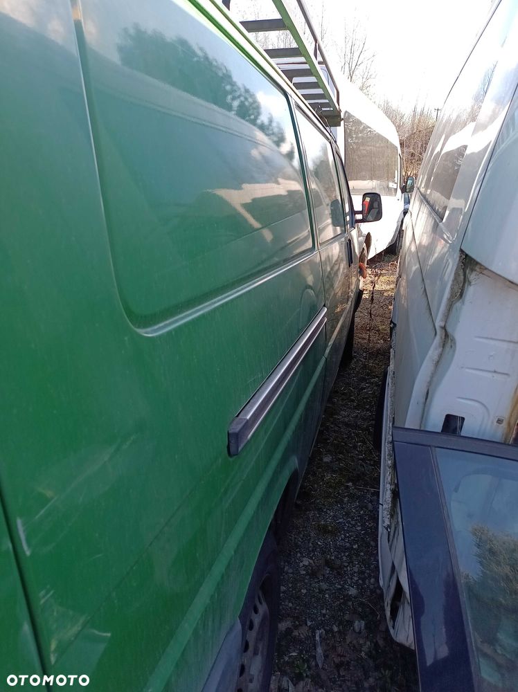 Volkswagen Transporter - 7