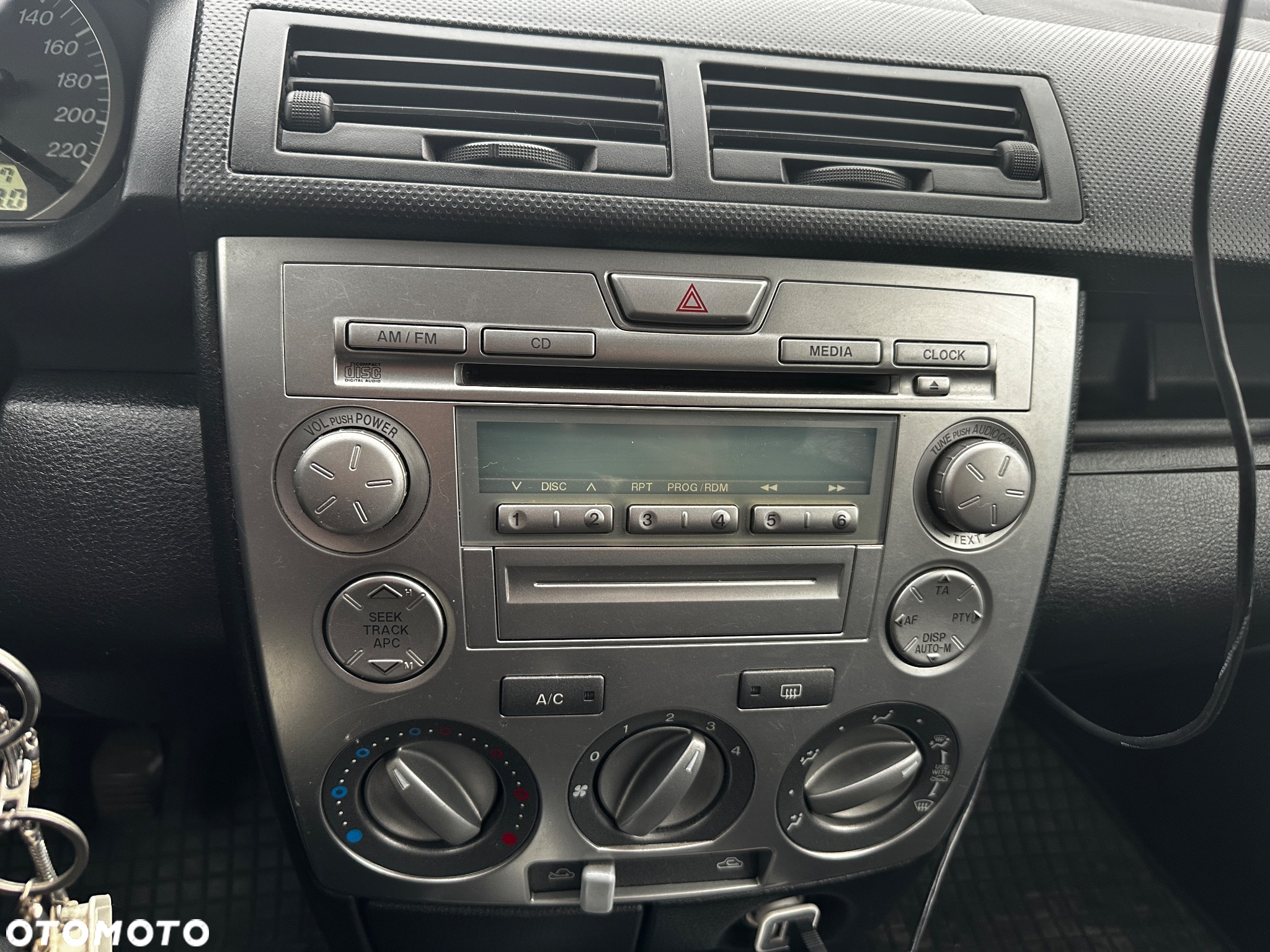 Mazda 2 1.4 CD Comfort - 12