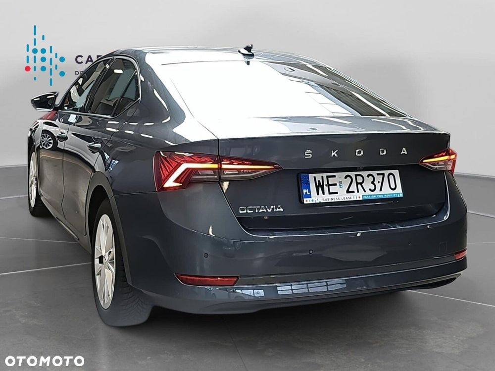 Skoda Octavia 2.0 TDI Ambition DSG - 28