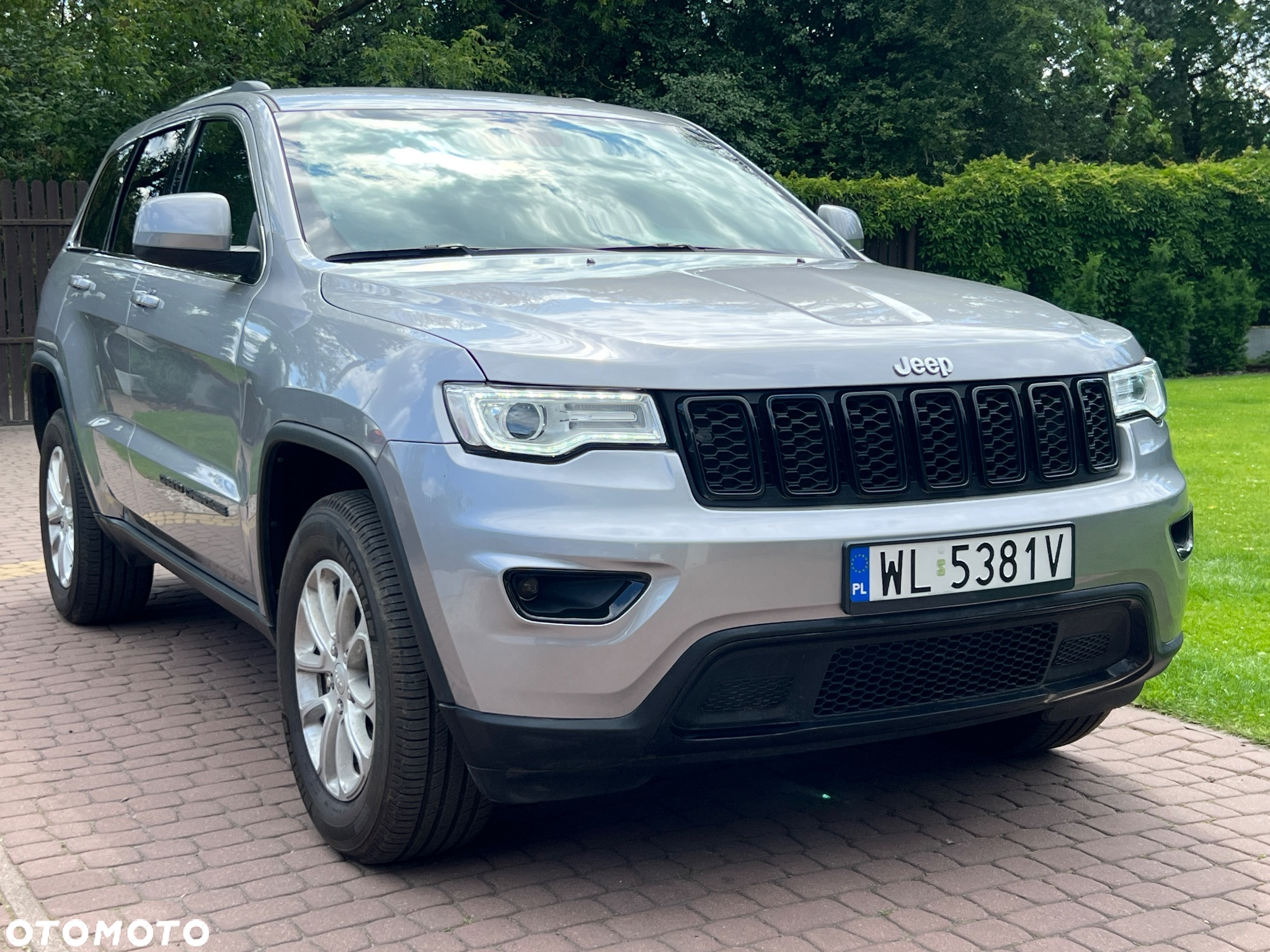Jeep Grand Cherokee - 4