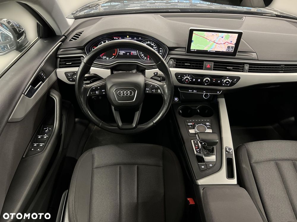 Audi A4 Limousine - 15