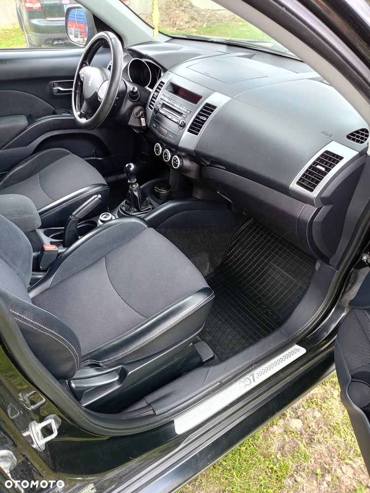 Peugeot 4007 HDI FAP 7-Sitzer Active - 9