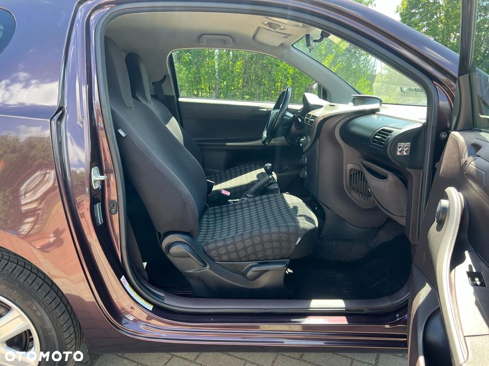 Toyota iQ 1.0 - 8