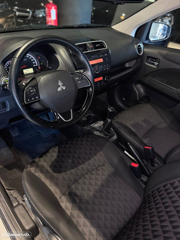 Mitsubishi Space Star 1.2 Intense - 16