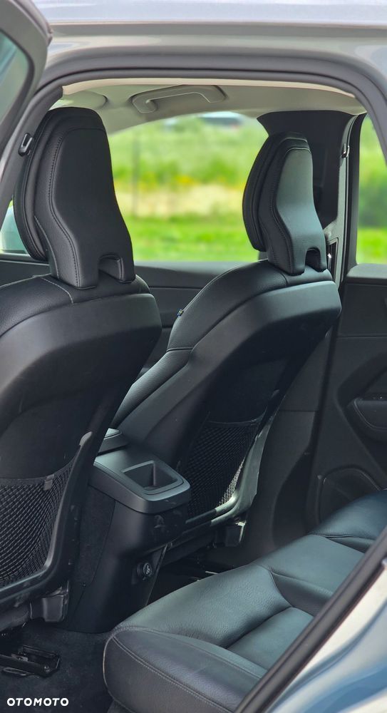 Volvo XC 60 D4 AWD Momentum - 12