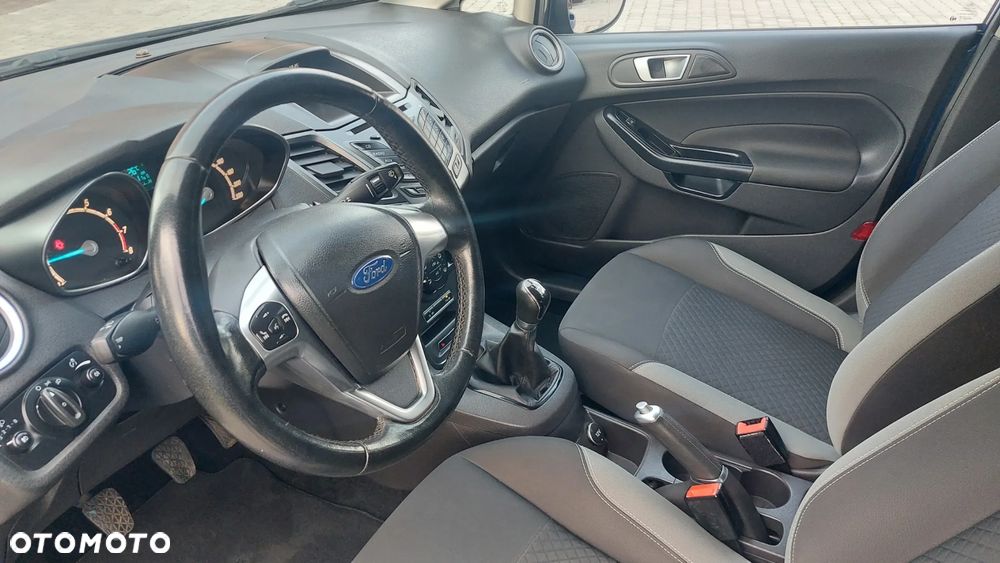 Ford Fiesta - 14