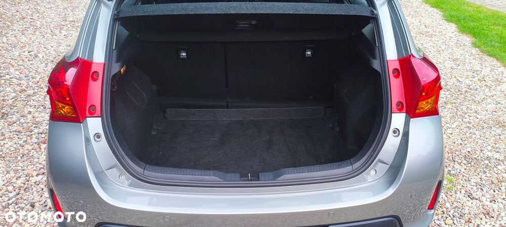 Toyota Auris - 10