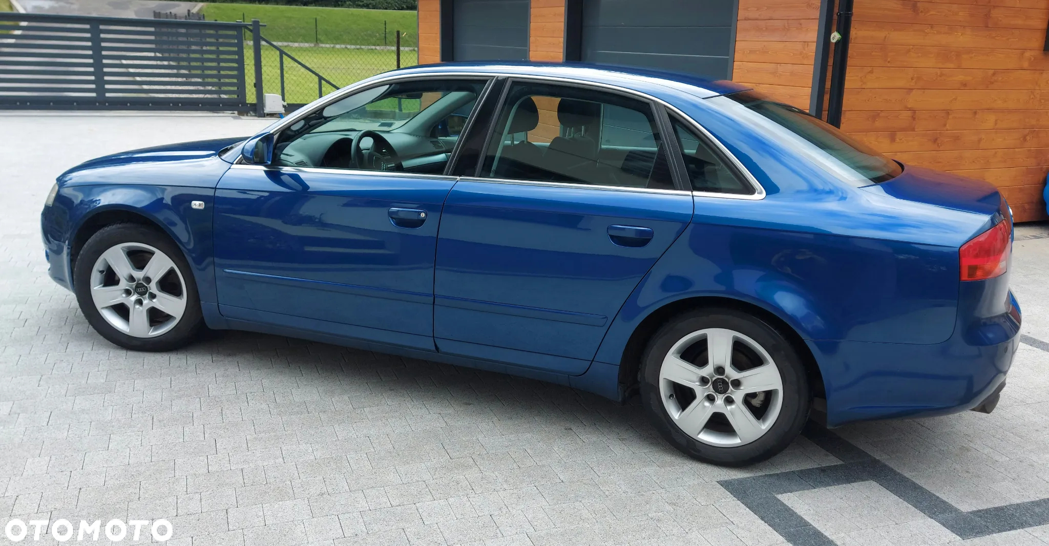Audi A4 - 8