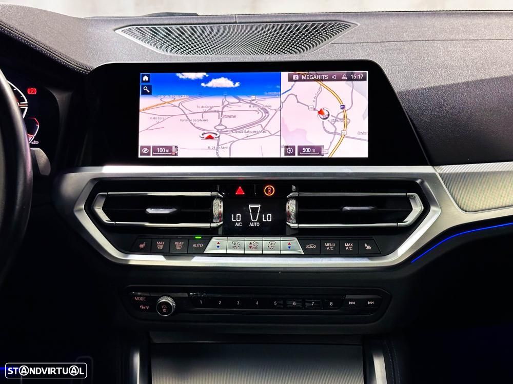 BMW 420 Gran Coupé i Pack Desportivo M Auto - 22