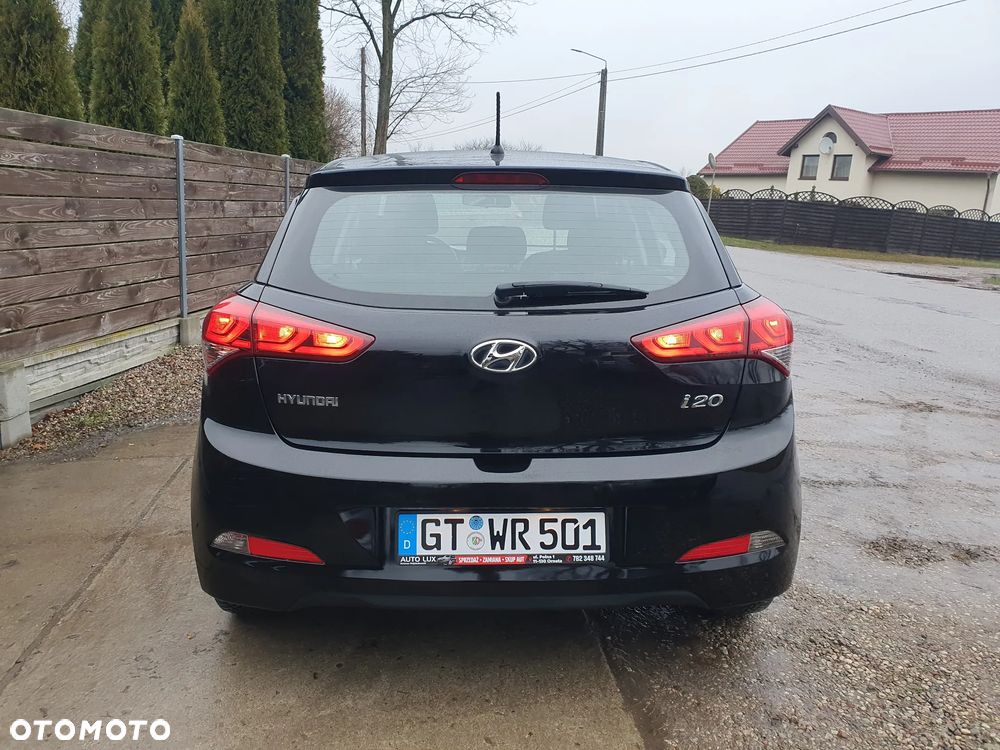 Hyundai i20 blue 1.2 Classic - 5
