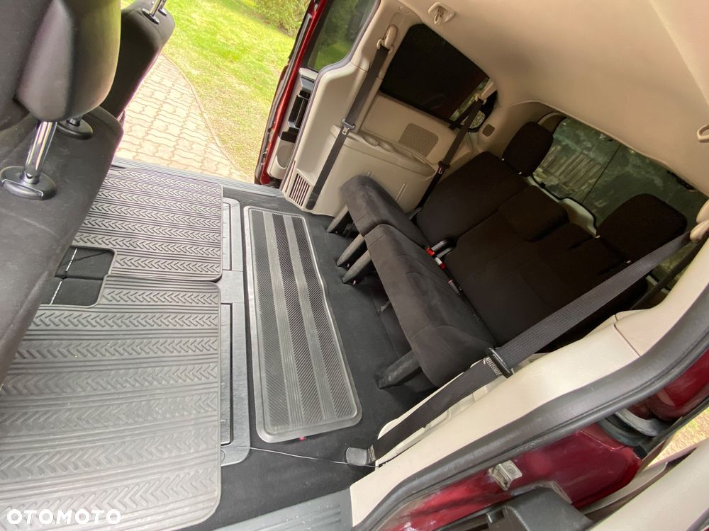 Dodge Grand Caravan ver-3-6-express - 23
