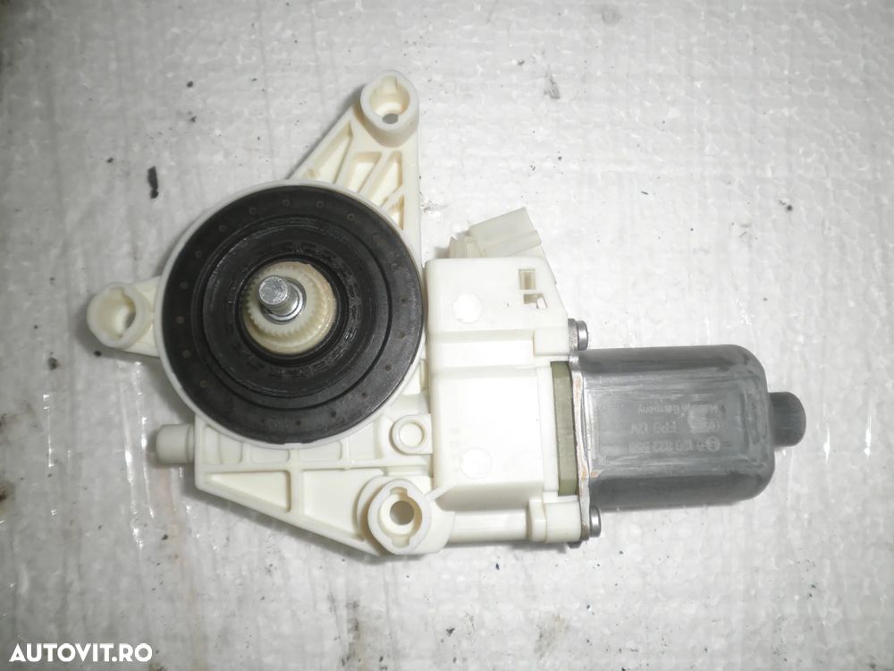 Motoras macara geam stanga / dreapta fata Mercedes Vito W447 A4479063500 A4479063600 - 2