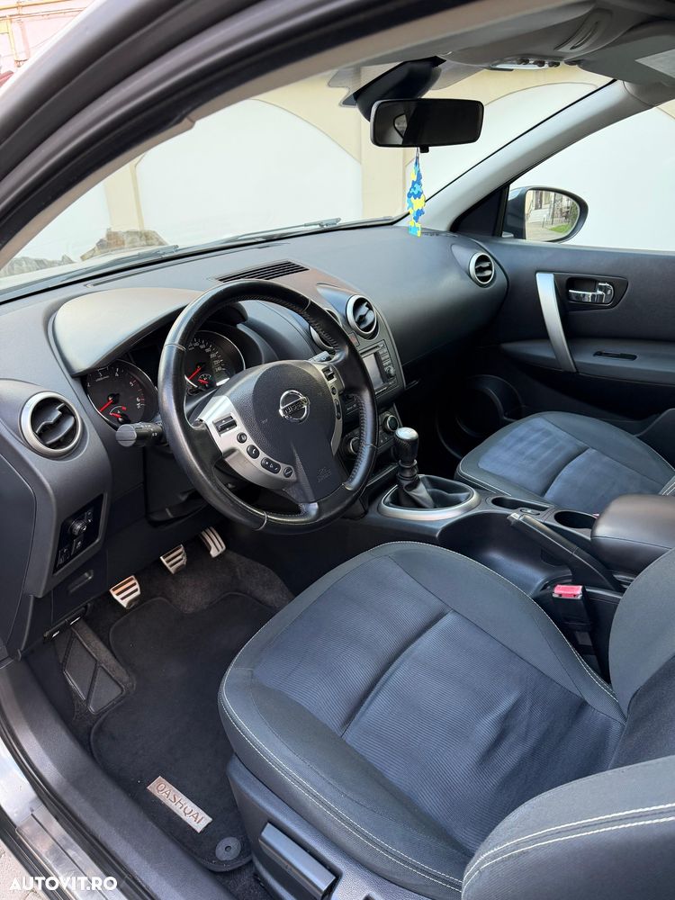 Nissan Qashqai - 4