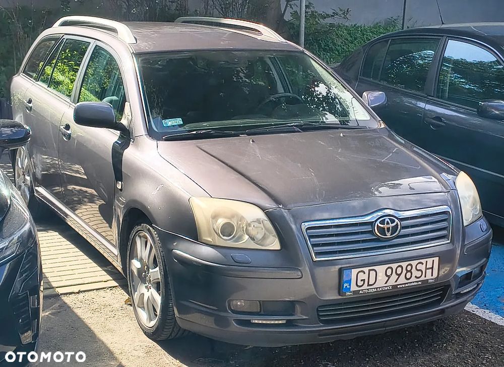 Toyota Avensis 2.0 VVT-i Prestige - 2