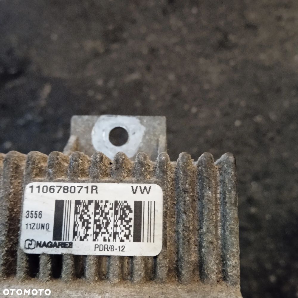 Przekaźnik świec żarowych 110678071R - 3