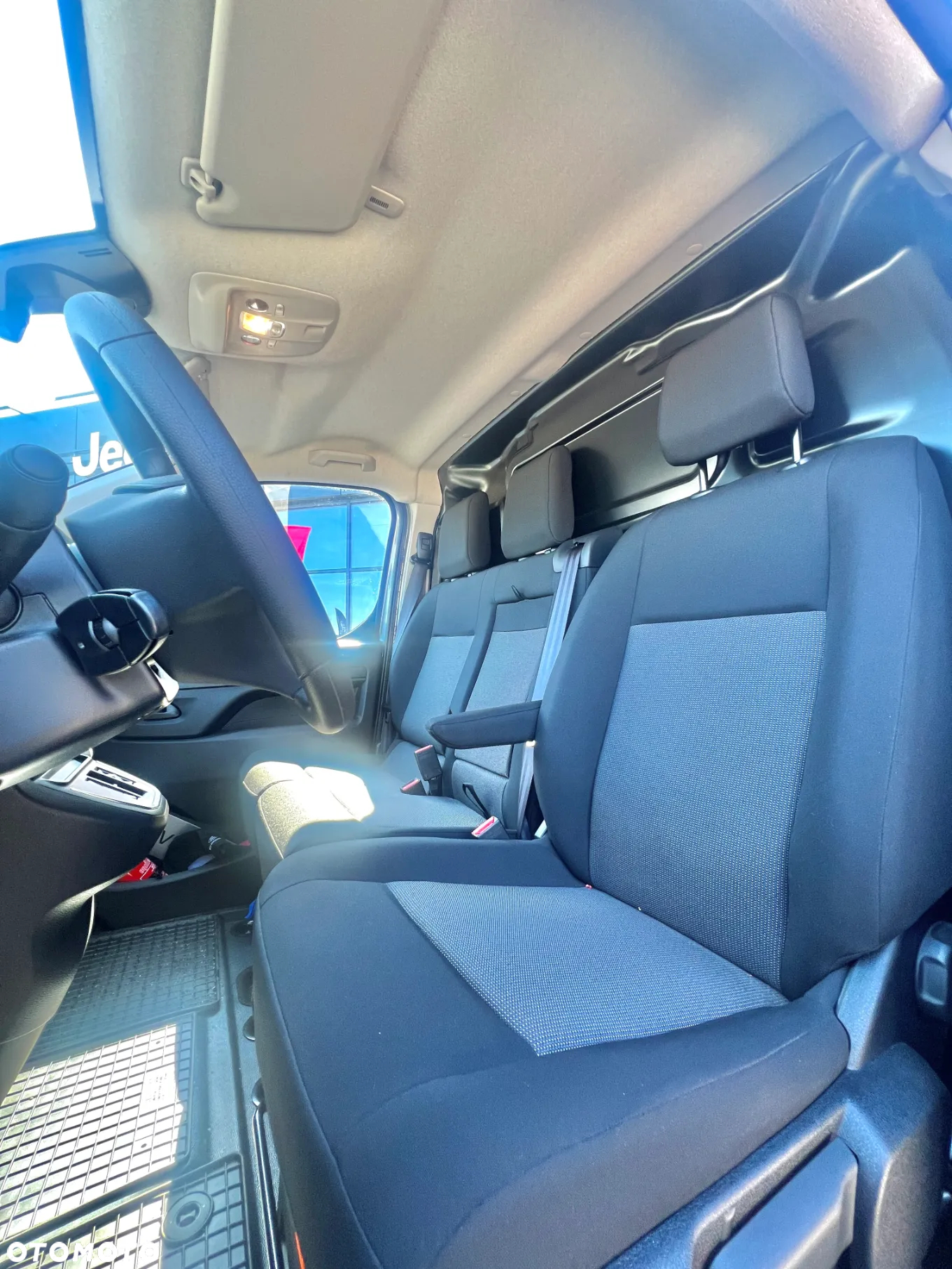 Opel Vivaro - 9