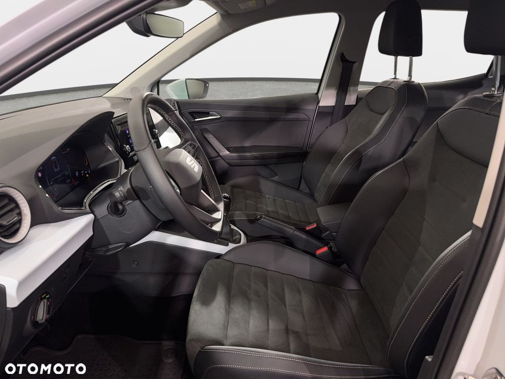 Seat Arona - 13