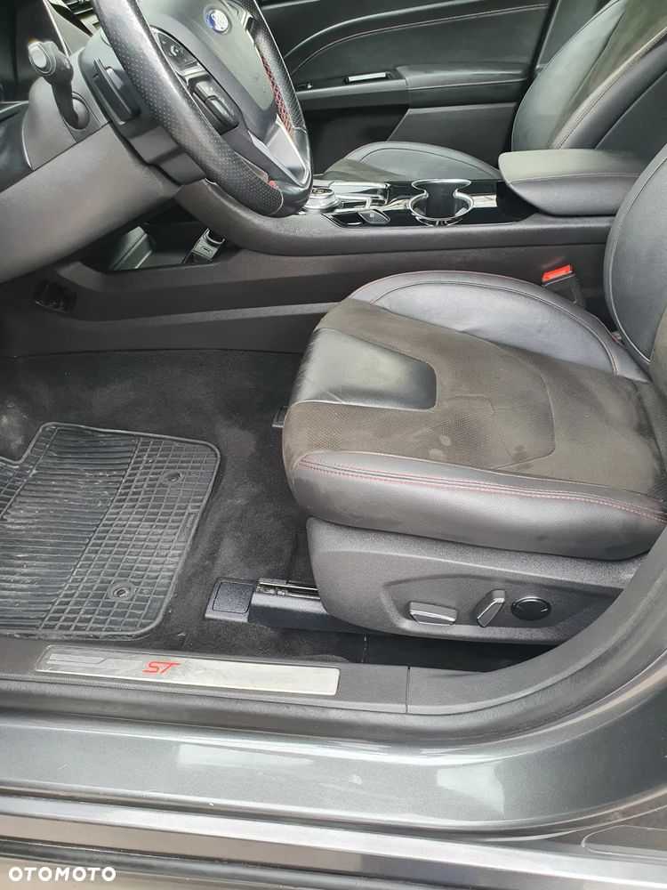 Ford Mondeo 2.0 EcoBlue ST-Line - 26