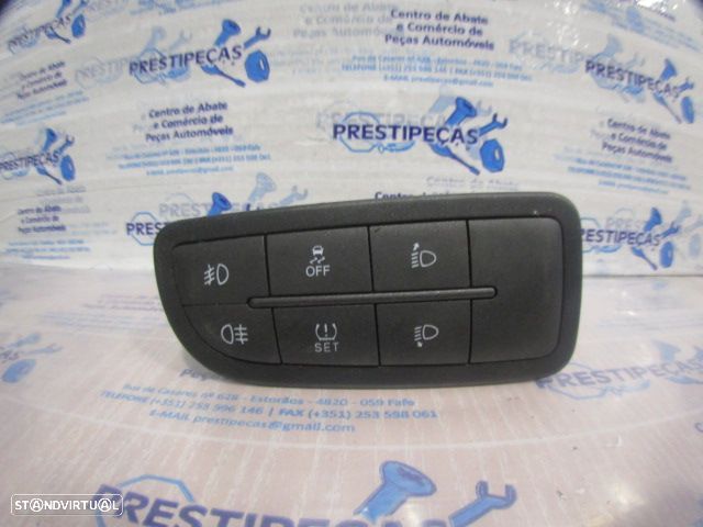 Interruptor 30281188 0735630750 FIAT TIPO 2020 1.3D 95CV 5P CINZA  LUZES - 1