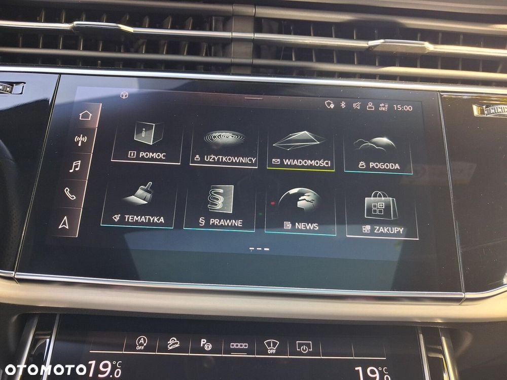 Audi Q8 - 25