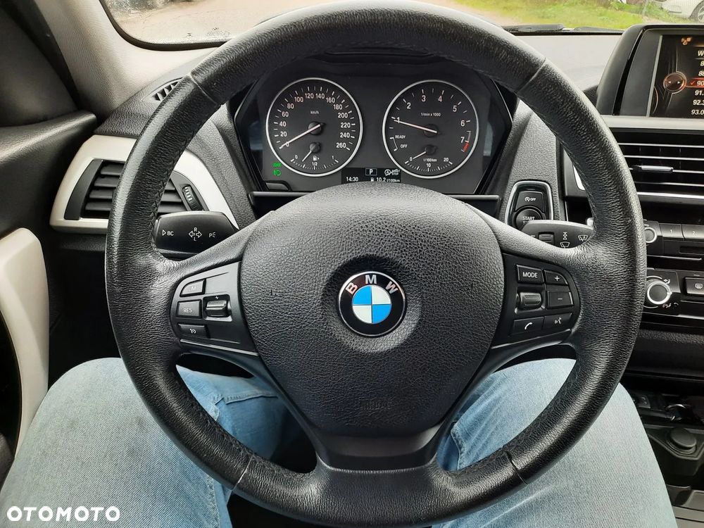 BMW Seria 1 118i - 27