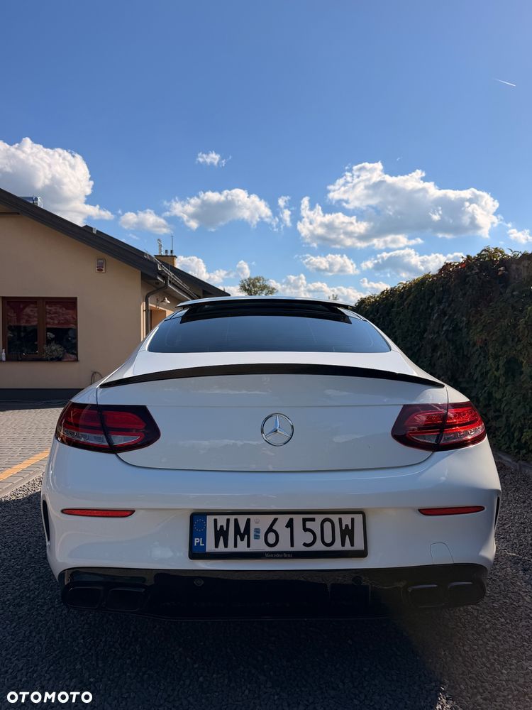 Mercedes-Benz Klasa C 300 9G-TRONIC - 10