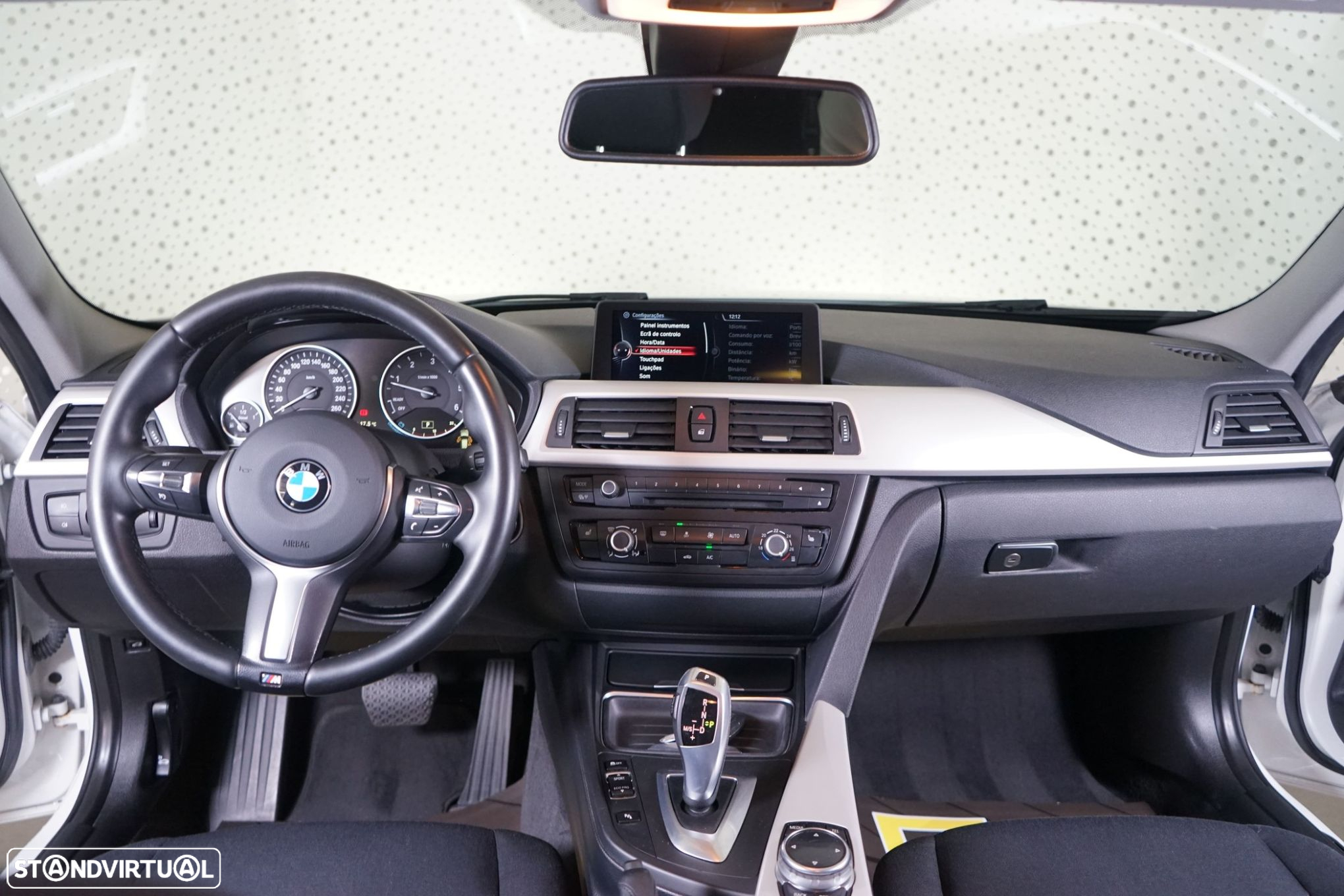 BMW 320 d Touring Auto Exclusive - 16
