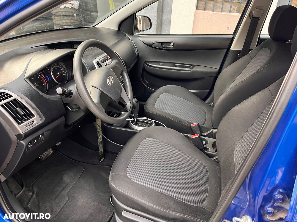 Hyundai i20 - 16