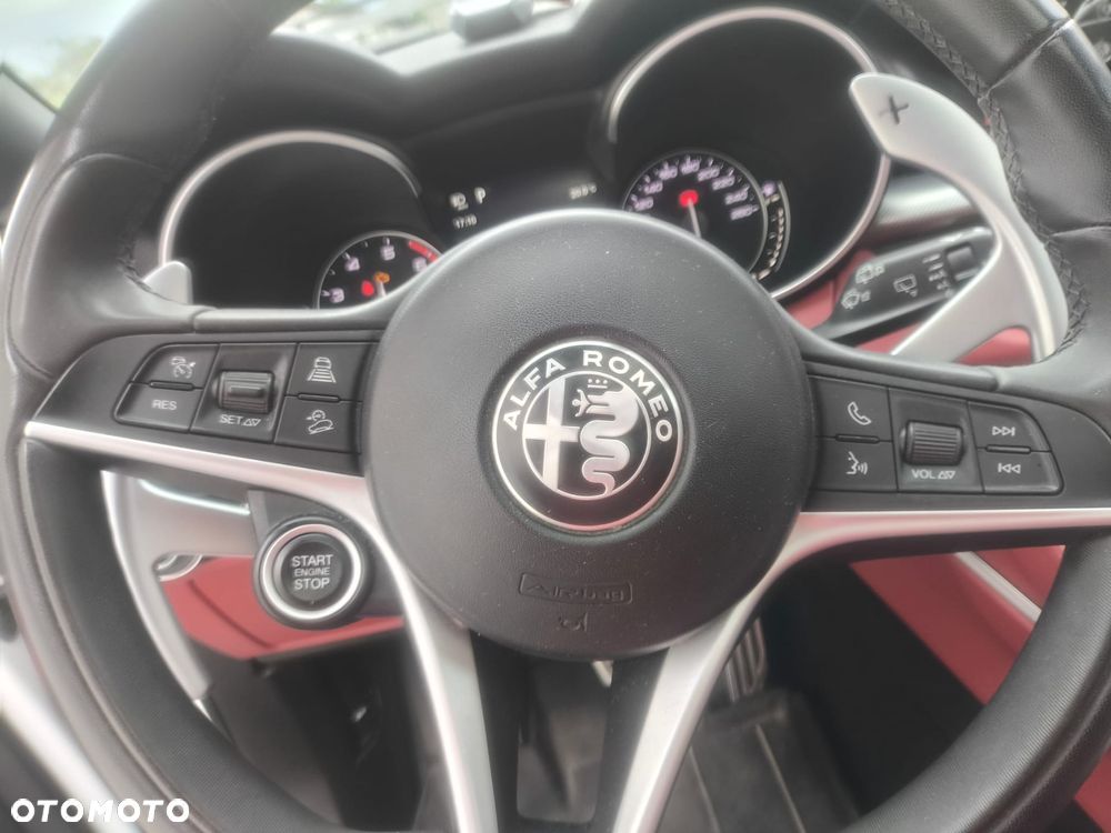 Alfa Romeo Stelvio 2.0 Turbo B-Tech Edition Q4 - 18