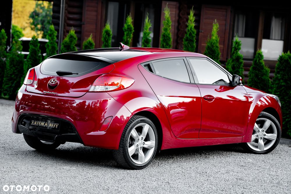Hyundai Veloster 1.6 Premium - 16