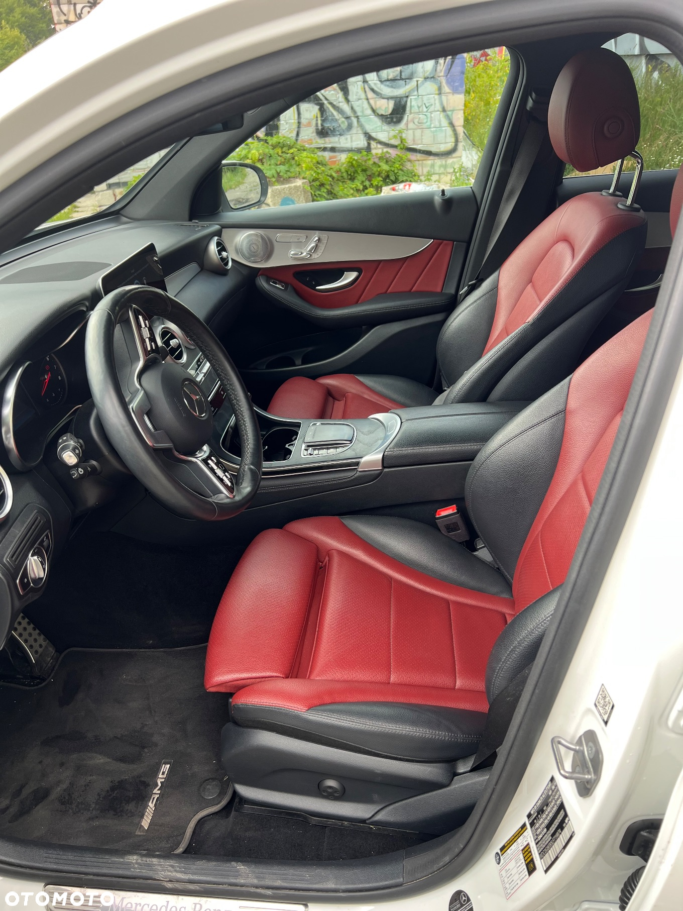 Mercedes-Benz GLC 300 4Matic 9G-TRONIC AMG Line - 8