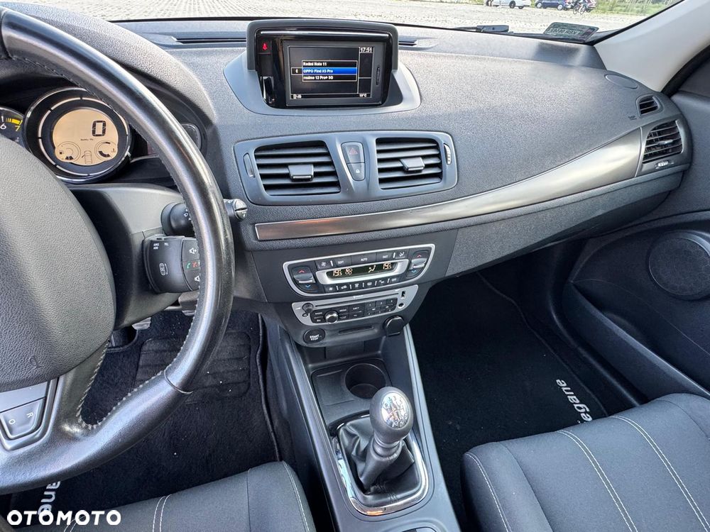 Renault Megane 1.6 16V Limited - 32
