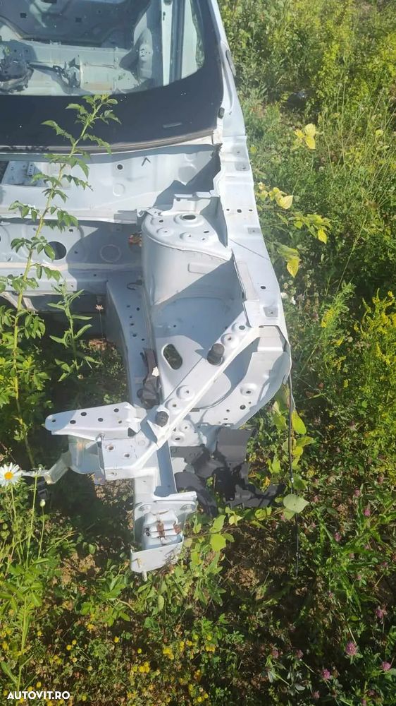 Lonjeron stanga/ dreapta fata cu semi aripa renault kadjar 2021