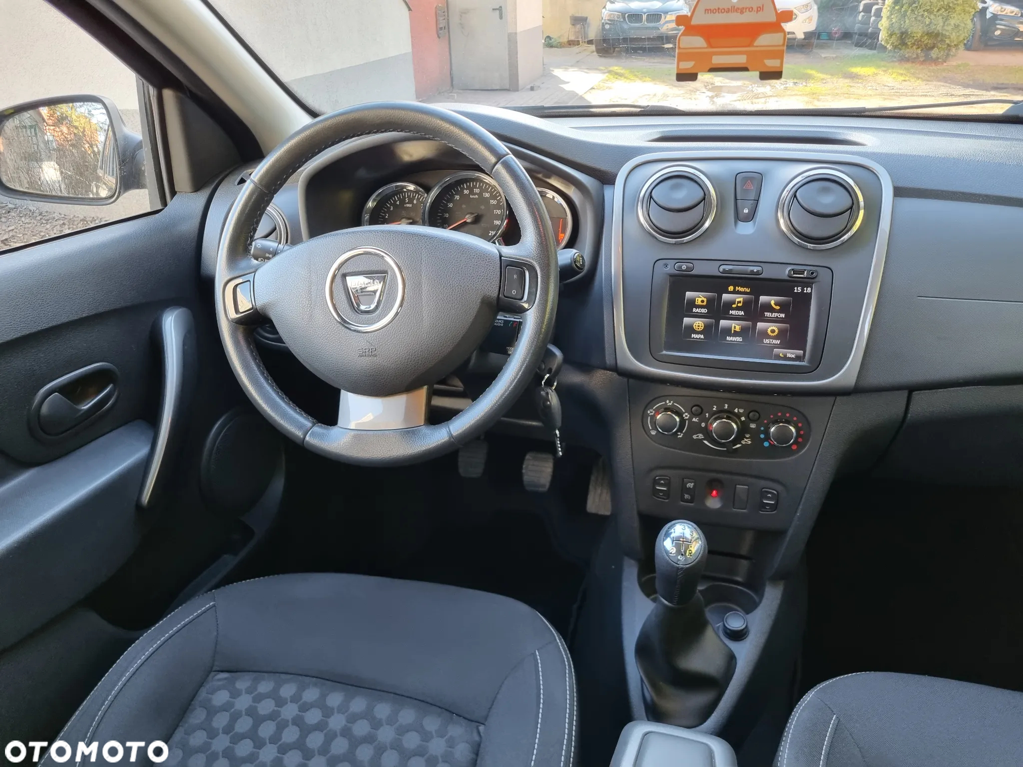 Dacia Sandero 0.9 TCe Laureate - 13