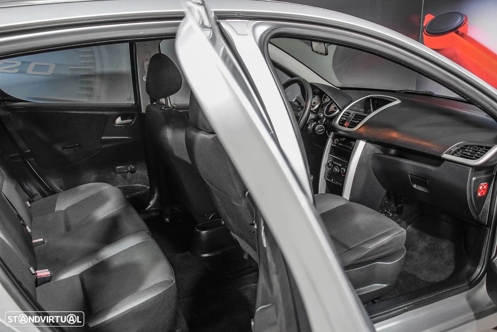 Peugeot 207 1.4 HDi Trendy - 13