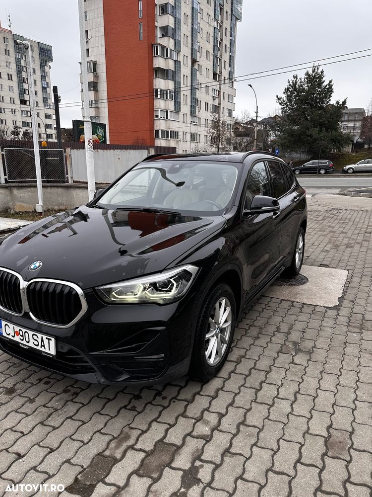 BMW X1 xDrive20d Aut. Sport Line - 1