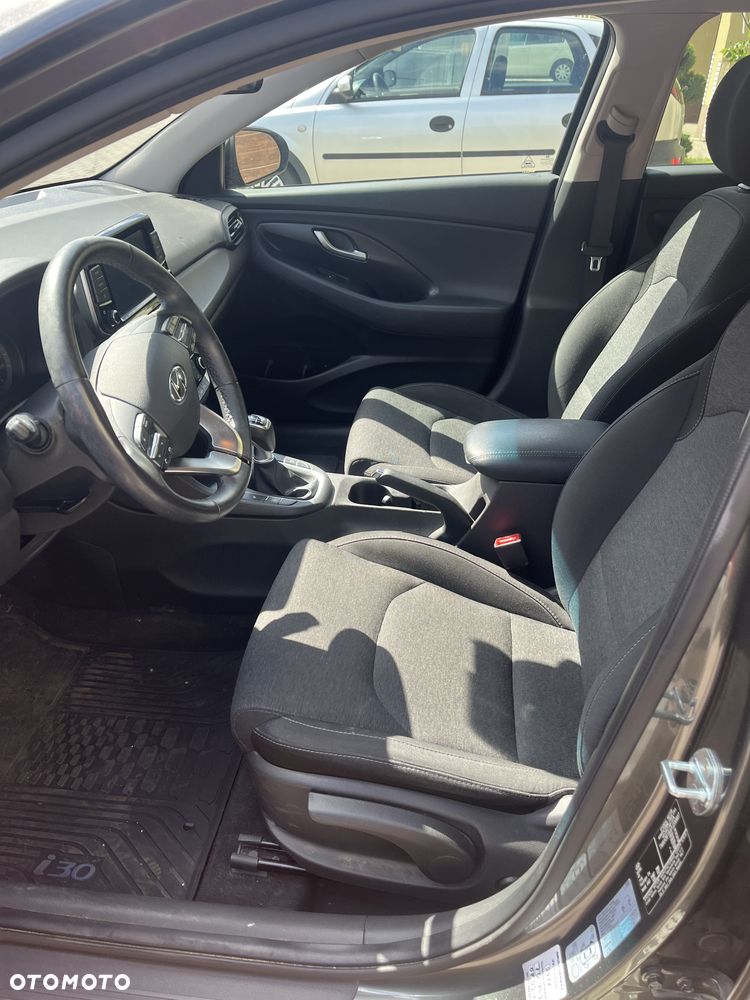 Hyundai i30 1.0 T-GDI Smart - 12