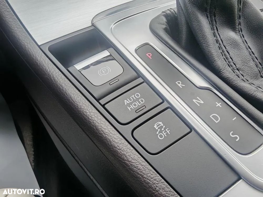 Volkswagen Passat CC 2.0 TDI DSG Blue TDI - 13