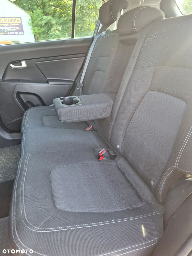 Kia Sportage 1.6 GDI L 2WD - 24