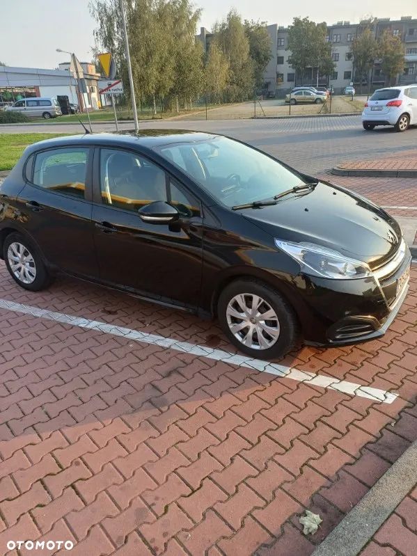 Peugeot 208 1.6 e-HDi Allure STT - 2