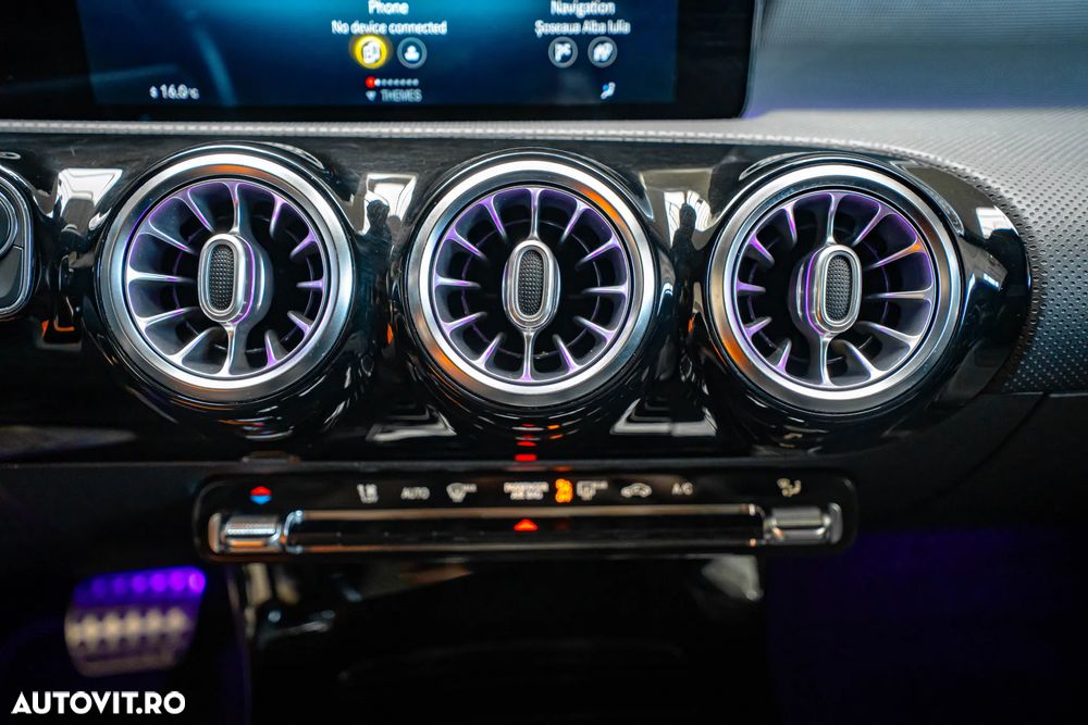 Mercedes-Benz CLA 250 7G-DCT Edition 2020 - 11