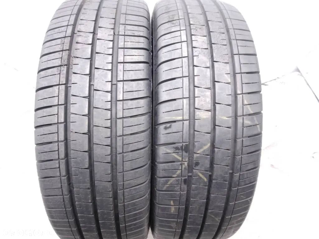 Vredestein Comtrac 2 215/70 R15C 109/107S 2022 9mm - 1