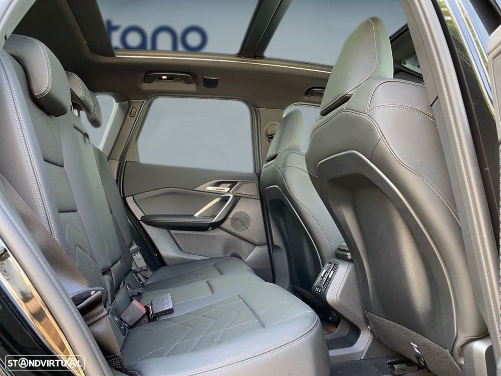 BMW iX1 xDrive30 Pack Desportivo M - 17