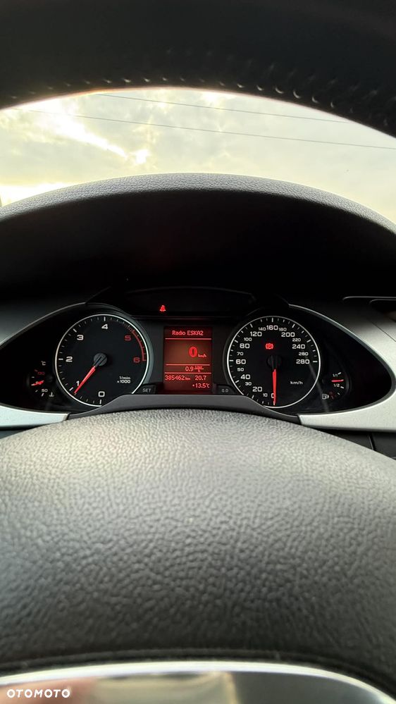 Audi A4 Limousine - 14