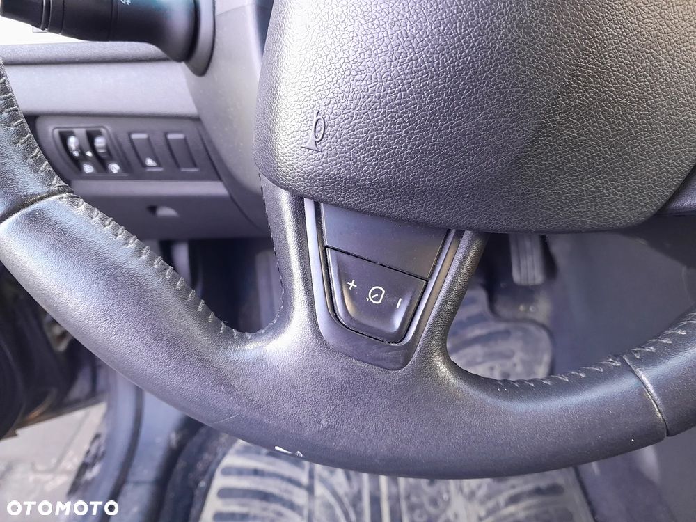 Kierownica skórzana multifunkcyjna kompletna RENAULT Megane III 08-12r. - 3