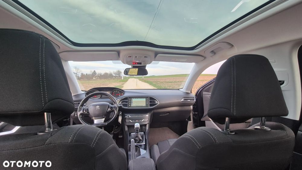 Peugeot 308 1.6 BlueHDi Allure S&S - 24