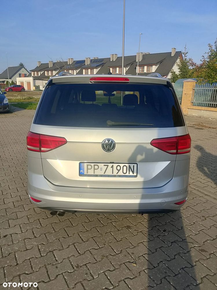 Volkswagen Touran - 7
