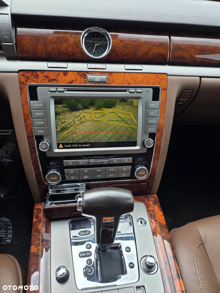 Volkswagen Phaeton 3.0 V6 TDI DPF 4Mot (5os) - 26