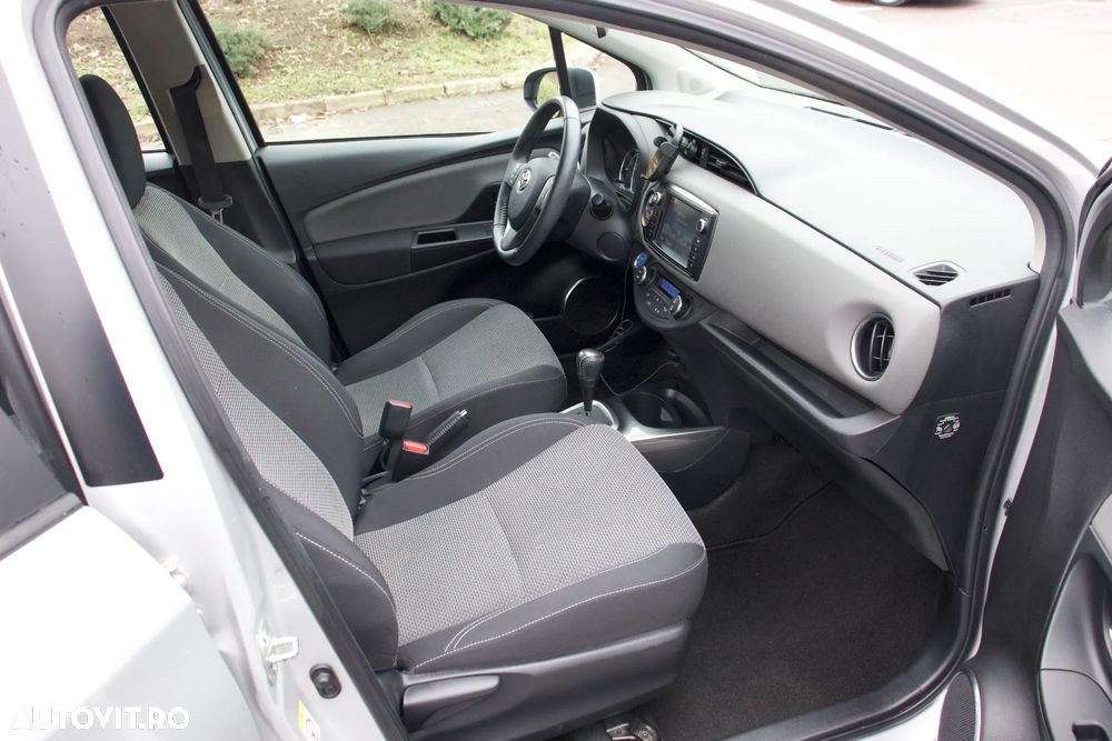 Toyota Yaris - 23