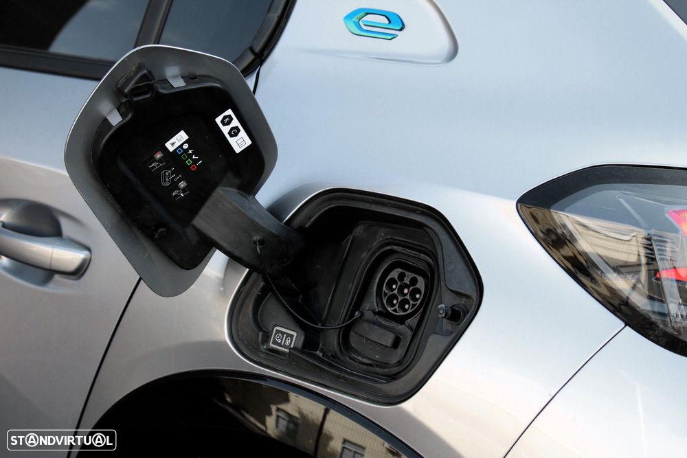 Peugeot e-208 50 kWh Active Pack - 11